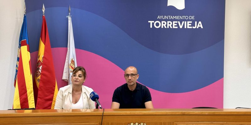 Torrevieja presenta las primeras becas a la excelencia académica de Rotary Club