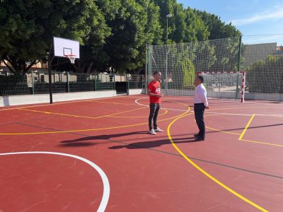 Rafal reabre la pista deportiva del parque de Los Olivos
