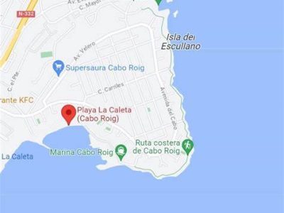 Fallece un hombre ahogado en la playa de Cabo Roig en Orihuela