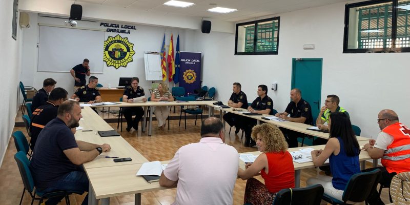 Las concejalías de Seguridad Ciudadana y Emergencias establecen el dispositivo especial de seguridad para las Fiestas de la Reconquista. El mercado de los sábados se trasladará a la avenida Marqués de Molins los días 8 y 15 de julio para permitir el montaje de “kábilas” festeras