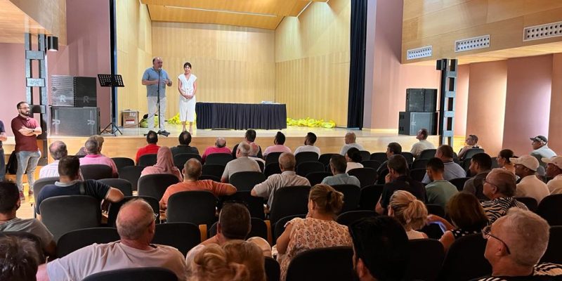 Orihuela contrata a 54 peones agrícolas 12 capataces