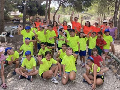Más de 200 niños disfrutan del primer campamento "Albanatura" en Albatera