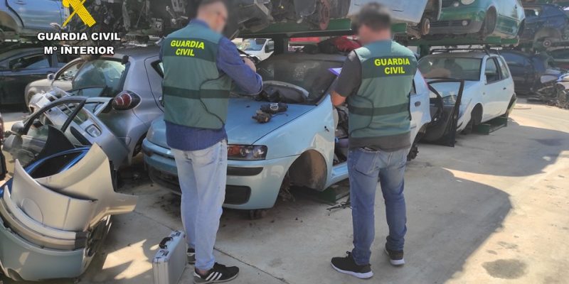 La Guardia Civil desarticula una banda de Catral que se hacía pasar por vendedores de desguace