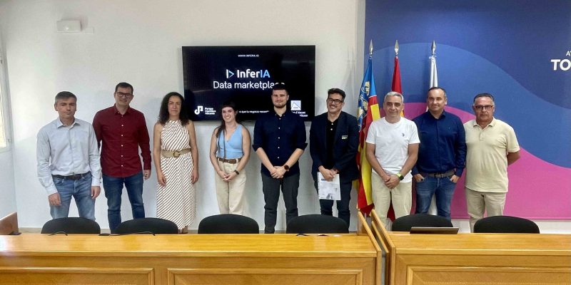 La UA presenta un estudio sobre el impacto del bonoconsumo en Torrevieja
