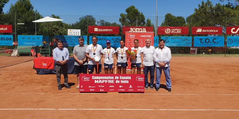 El equipo cadete femenino del CT Torrevieja se proclama subcampeón de España