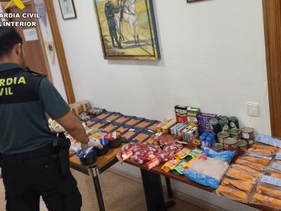 La Guardia Civil investiga a dos personas especializadas en hurtos en supermercados