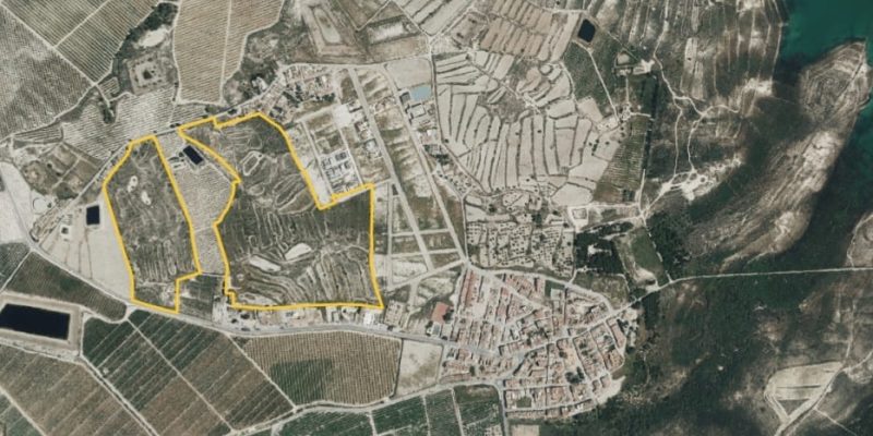 Orihuela presenta alegaciones a la instalación de una planta fotovoltaica en Torremendo