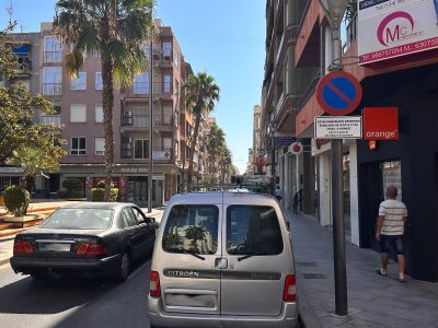Torrevieja cambia el horario de aparcamiento regulado en la calle Ramón Gallud