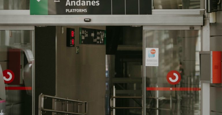 Orihuela solicita el incremento de las frecuencias del AVE a Madrid