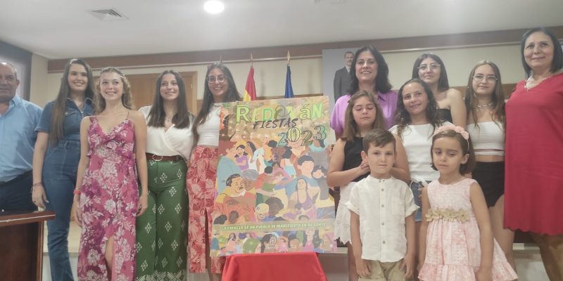 Redován presenta el libro de fiestas que empezarán el 26 de agosto