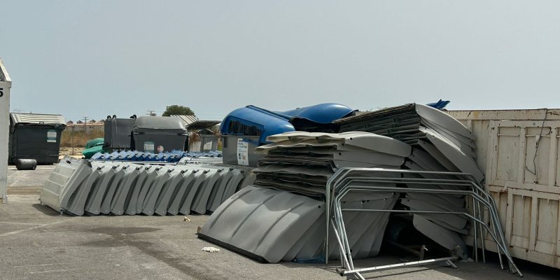 Orihuela adquiere suministros para reparar contenedores de RSU