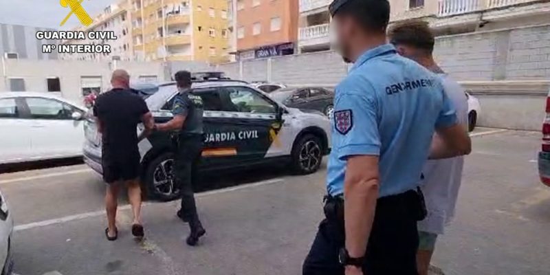 La Guardia Civil detiene en Torrevieja a cuatro personas con órdenes europeas de extradición