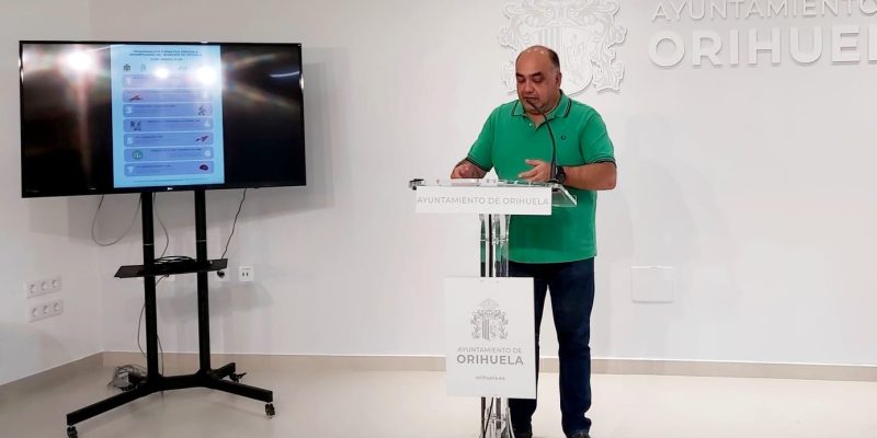 Orihuela presenta cursos de formación para desempleados