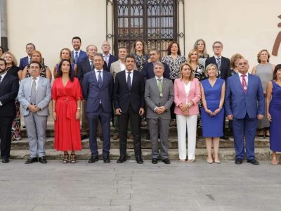 Los conselleres de Cultura y Justicia visitan Orihuela tras el Pleno del Consell