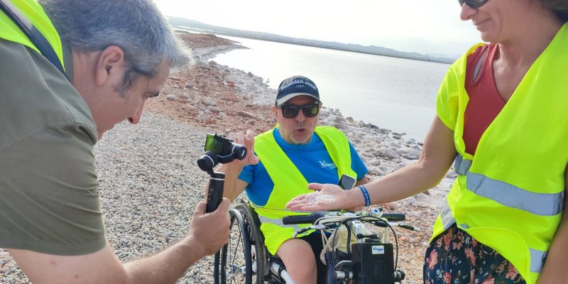 El gloguero Miguel Nonay participa en una visita guiada a las Salinas de Torrevieja