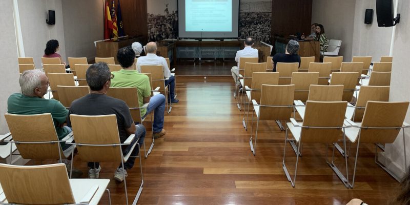 Guardamar aprueba las bases para las ayudas a empresas por la crisis actual