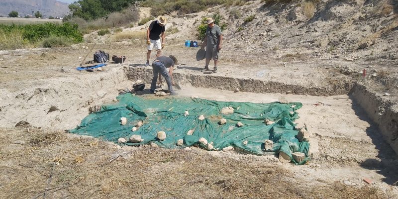 El BIC Yacimiento de Los Saladares contará con un plan director para protegerlo, datarlo y delimitarlo. Ya se han reanudado las obras de la segunda fase de las excavaciones