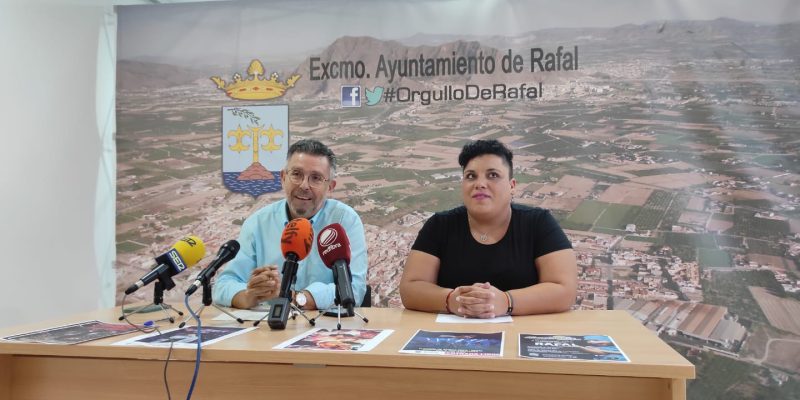 El Correfocs y el Chupinazo dan inicio a las fiestas patronales en Rafal