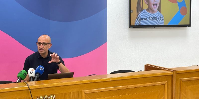 Más de 13.000 alumnos comienzan el curso escolar en Torrevieja el lunes