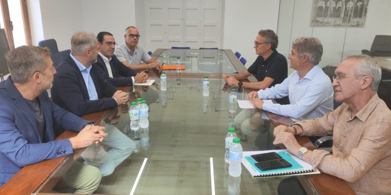 Orihuela trabaja con la UMH en poner en valor su papel de ciudad universitaria