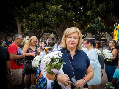 Dolores ha celebrado sus fiestas patronales con una participación masiva