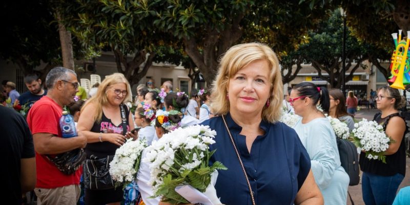 Dolores ha celebrado sus fiestas patronales con una participación masiva