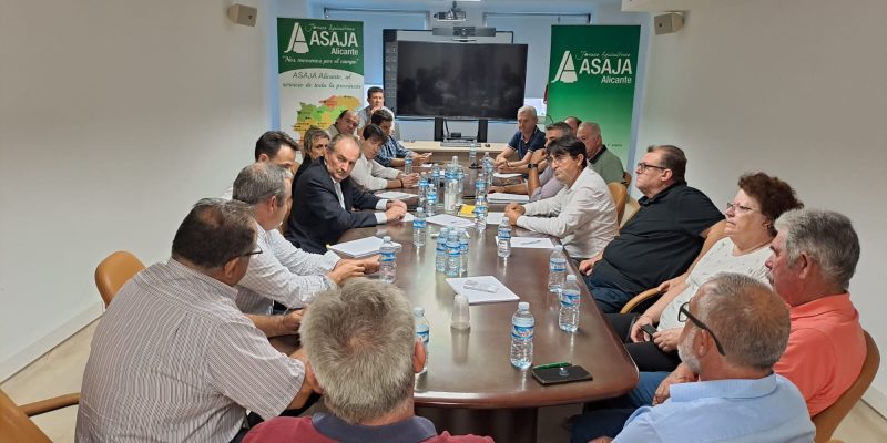 ASAJA traslada al Consell las necesidades urgentes del campo alicantino
