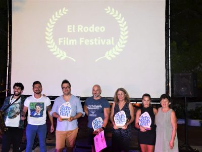 Rojales cierra su Rodeo Film Festival con una fusión de pintura, música y cine