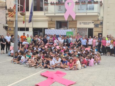 Bigastro 'se suma al rosa' contra el cáncer de mama