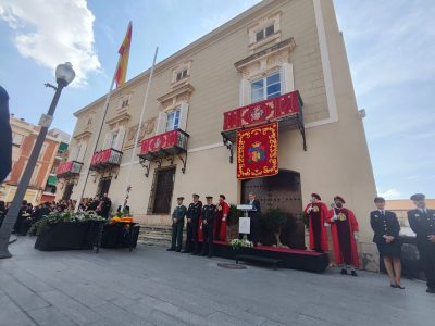 Orihuela celebra el 9 de Octubre reivindicando "lo que por derecho nos corresponde"