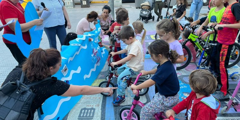 Bigastro celebra el Día de las Bibliotecas con un BiciCuentos