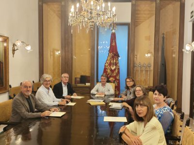 Javier González-Calero Ródenas gana el Premio Internacional de Poesía para niños de Orihuela