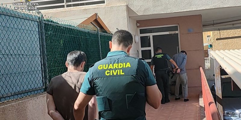 Desmantelan un grupo dedicado a robos en viviendas en la Vega Baja