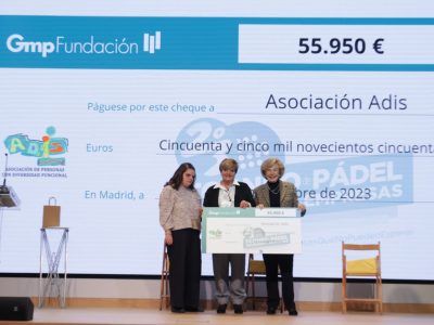 ADIS recibe la recaudación del Torneo de Pádel Soligario para Empresas