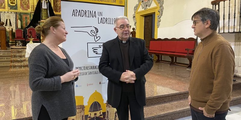 Albatera presenta el proyecto de recuperación de las torres de la Iglesia Santiago Apóstol