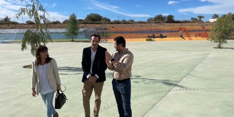 Finaliza en Torrevieja la pintura de la Balsa de Laminación de Torreta Florida