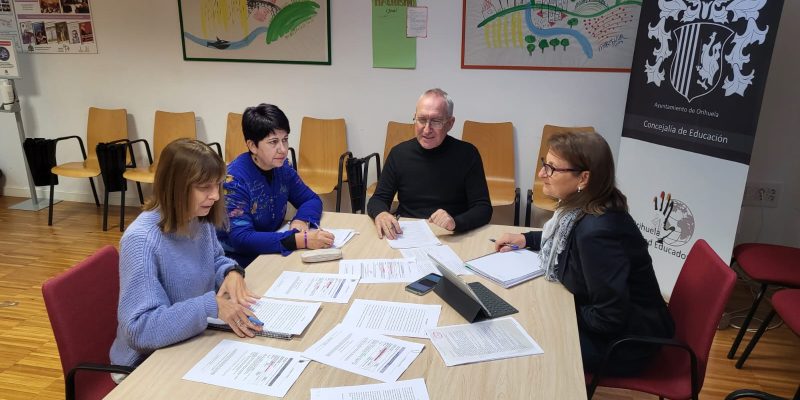 Alexia Sánchez gana el XVI Concurso Infantil de Cuentos de Navidad de Orihuela