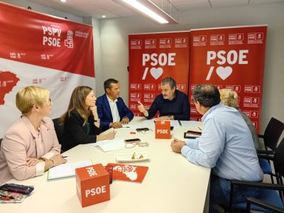 El PSOE de Diptuación recoge las reivindicaciones de los socialistas de Orihuela