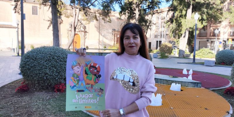 Orihuela presenta una campaña para un uso no sexista de juegos y juguetes