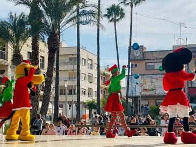 Más de 150 niños participan en la Escuela de Navidad de Benejúzar