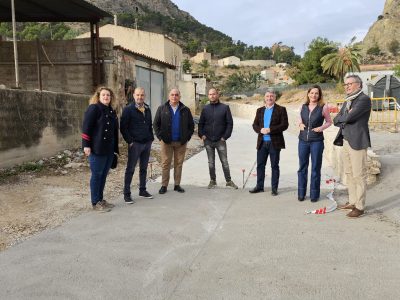 El alcalde de Orihuela se reúne con la directora general del Agua
