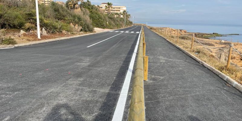 Finalizan las obras de mejoras de accesibilidad y reasfaltado en Cabo Cervera de Torrevieja