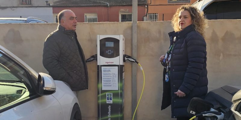 Reparan los puntos de recarga de Orihuela que estaban sin funcionar desde 2022