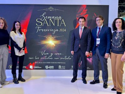 Torrevieja presenta su Semana Santa en la Feria de Turismo FITUR