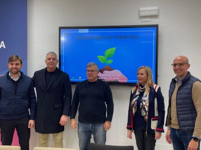 Torrevieja presenta las actividades con motivo del Día del Árbol 2024