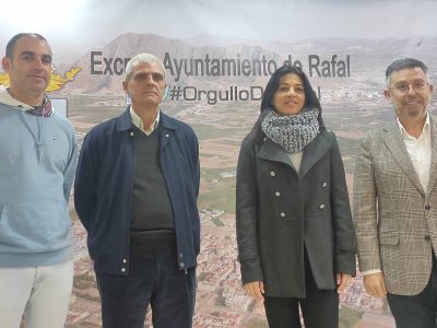 Rafal presenta los innovadores proyectos docentes de sus centros educativos