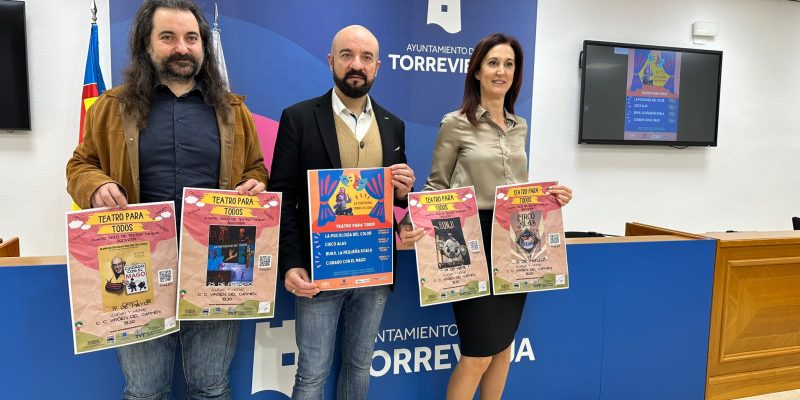 "Teatro para todos" acercará a los niños hospitalizados de Torrevieja el teatro en familia