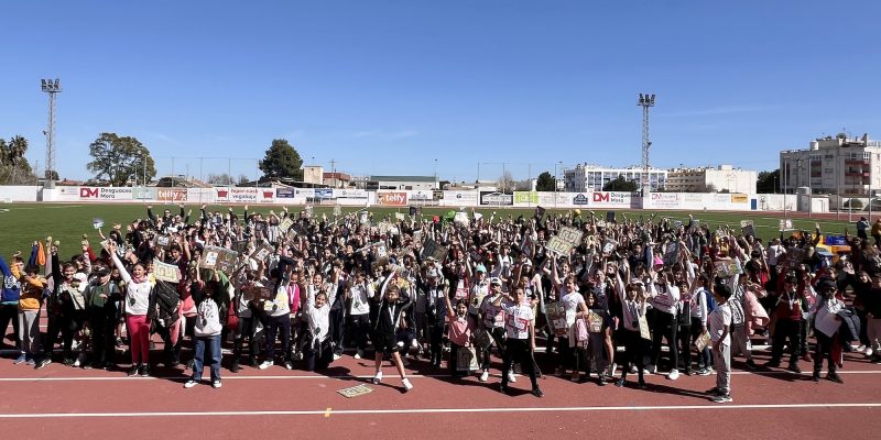 Las Olimpiadas de la Alcachofa reúnen en Almoradí a cerca de 300 escolares
