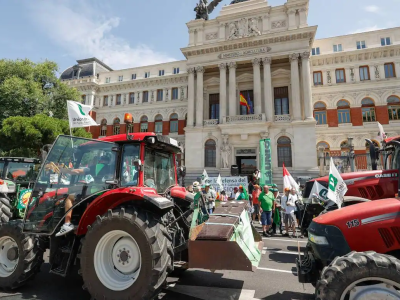 Agricultores de la Comunidad Valenciana participarán en la protesta del 21F en Madrid