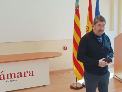Cámara Orihuela apoya la construcción de la segunda pista del aeropuerto del Altet